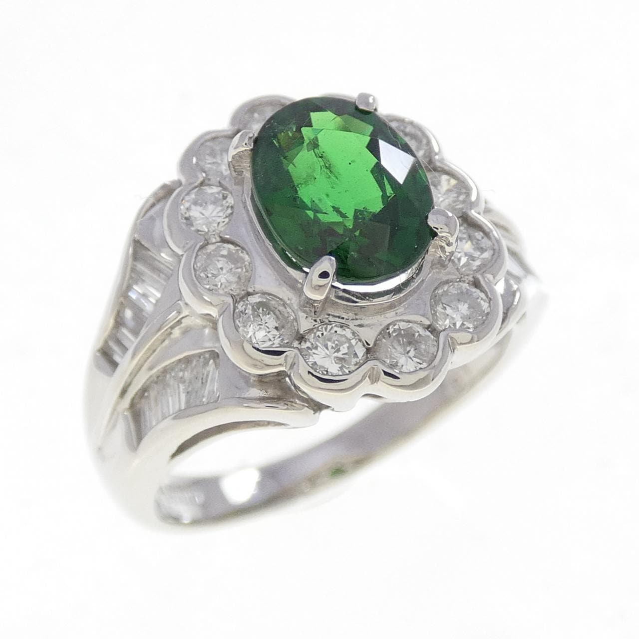 PT900 グリーンガーネット リング 1.61CT
