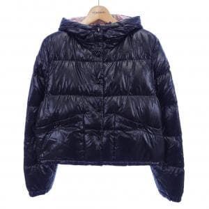 モンクレール MONCLER ダウンジャケット