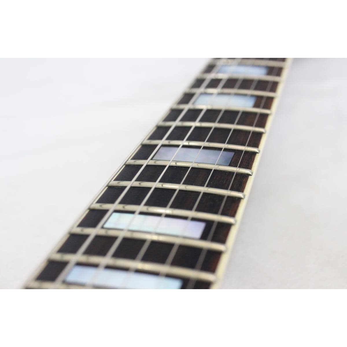 ＢＩＬＬ　ＬＡＷＲＥＮＣＥ　　ＭＢ－６８