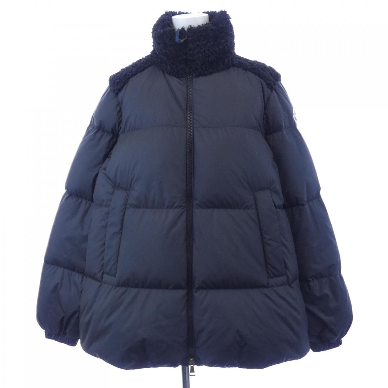 【新品】モンクレール MONCLER ESNAIE ダウンジャケット