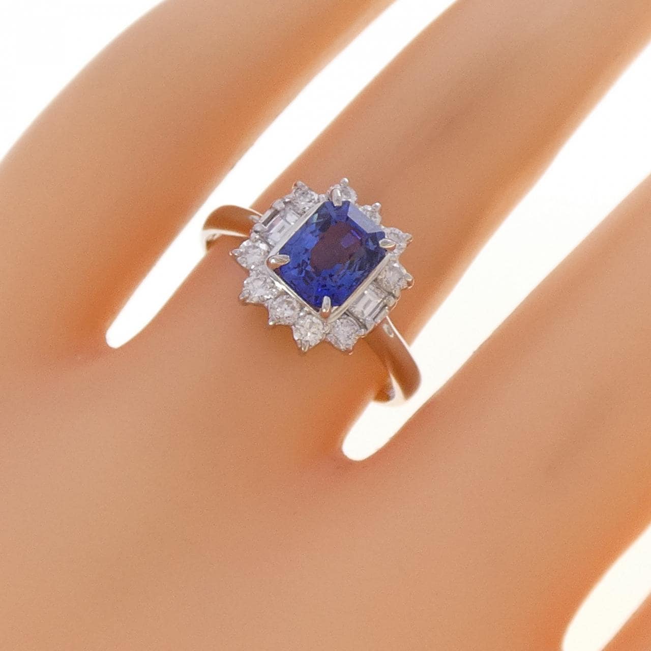 PT900 サファイヤ リング 1.35CT