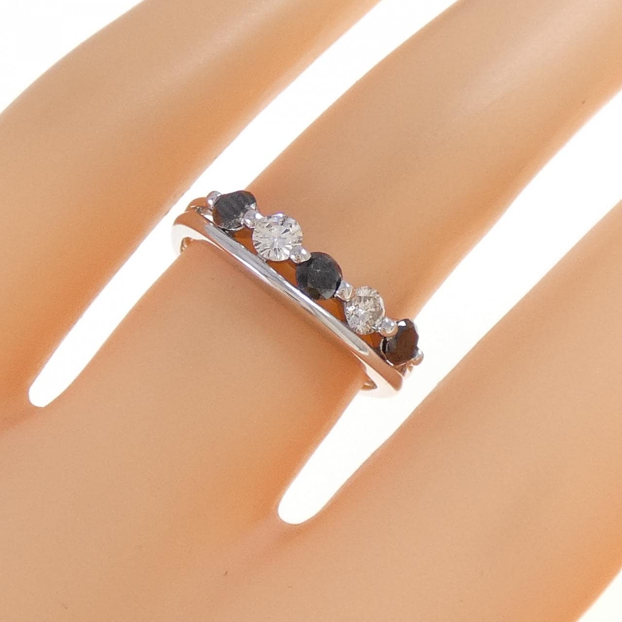 K18WG ダイヤモンド リング 0.56CT