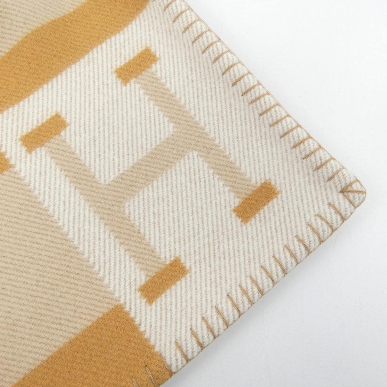 エルメス HERMES アヴァロン バヤデール H13926M プレード ブランケット