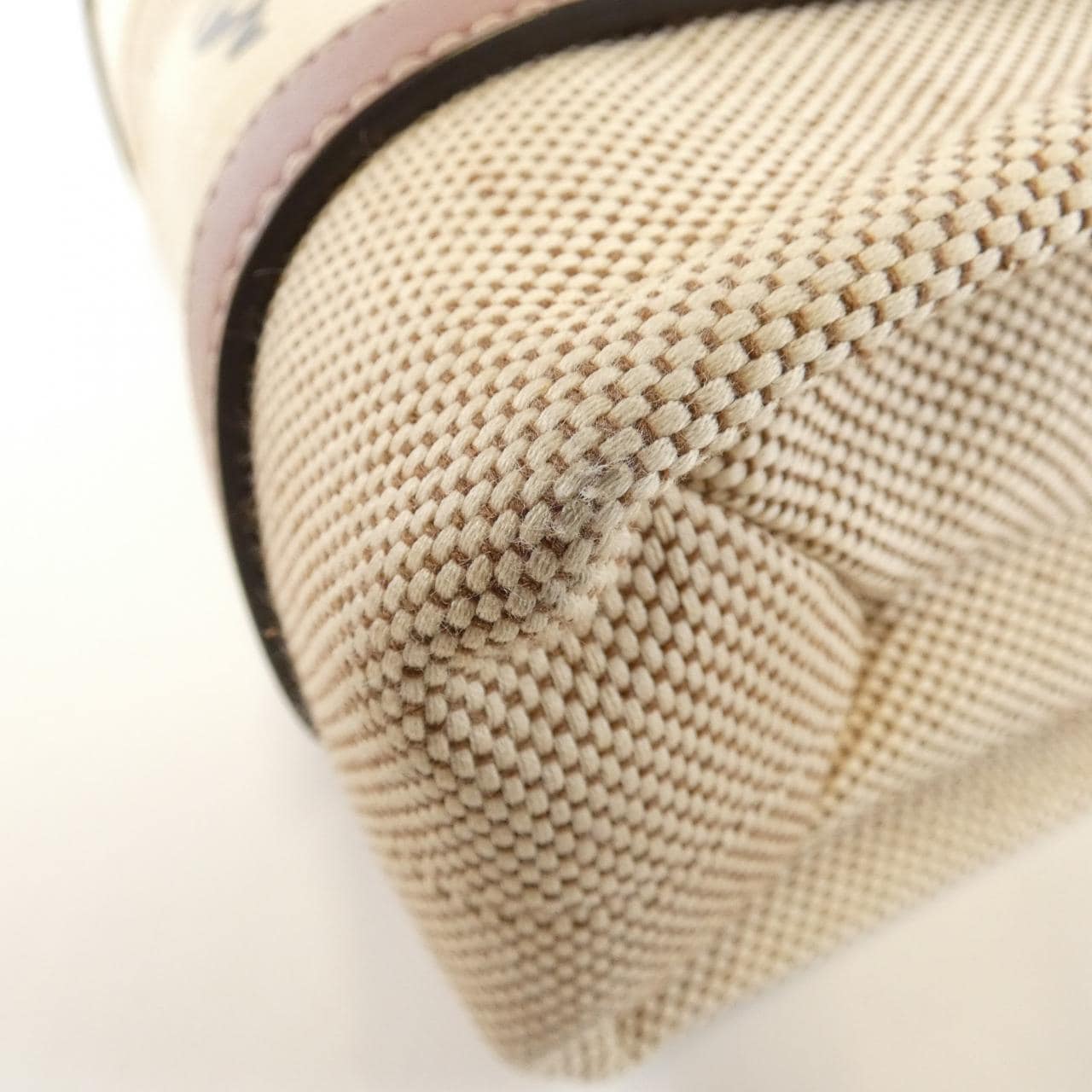 クロエ ウッディ スモール トート CHC21US385 E66 バッグ