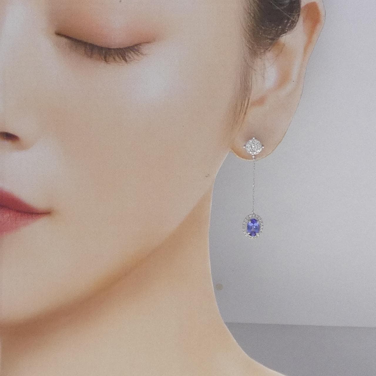 K18WG タンザナイト ピアス 1.53CT