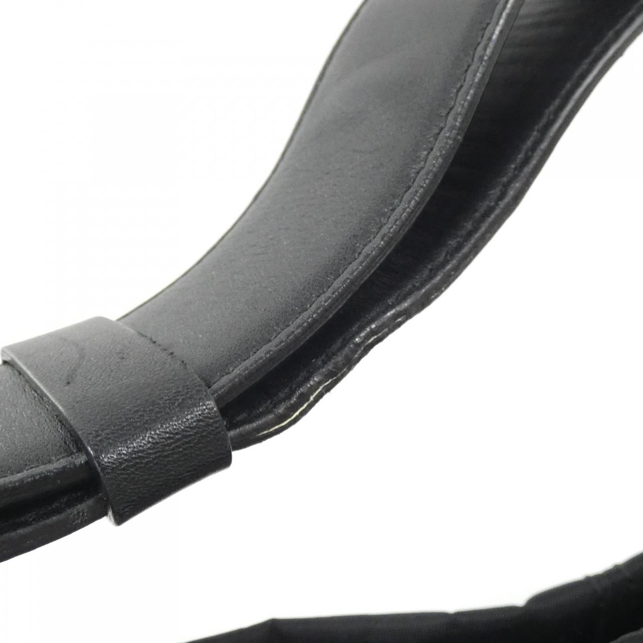 サルヴァトーレフェラガモ 21 D337 ショルダーバッグ