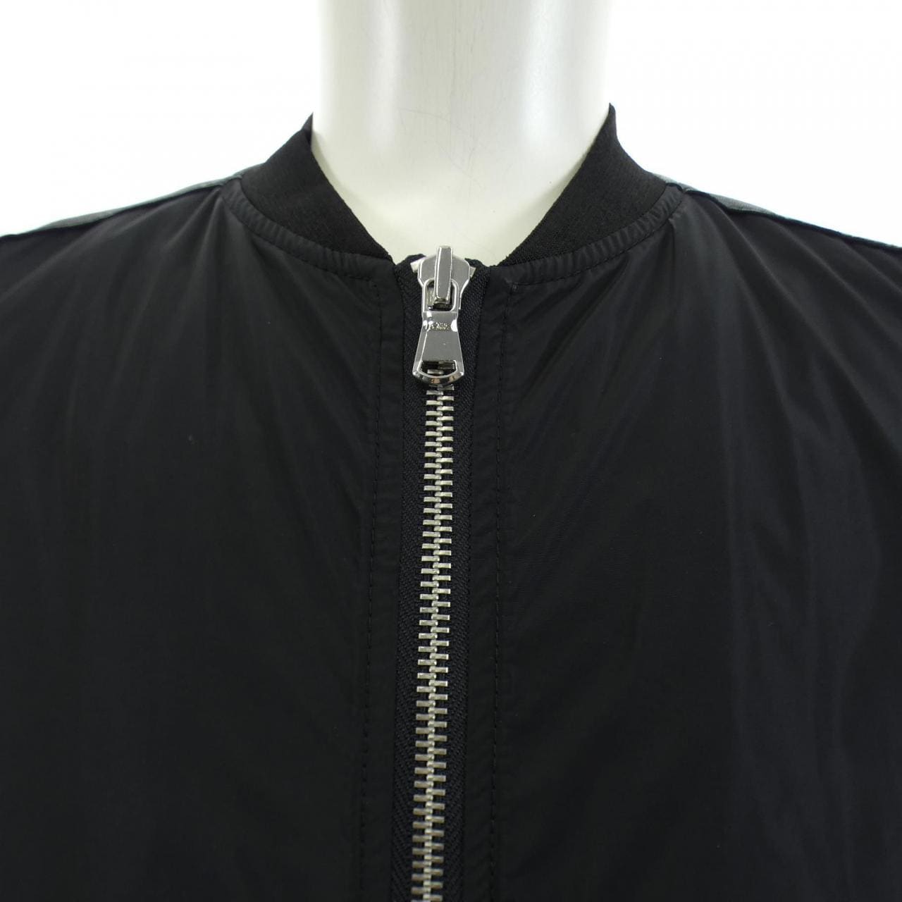 ワングラビティ one gravity ブルゾン