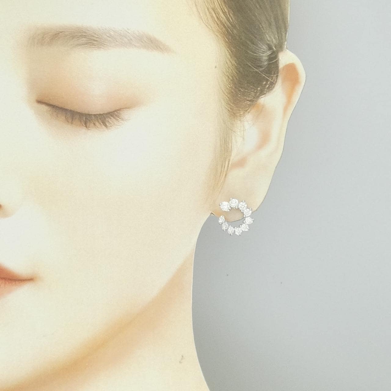 K18WG ダイヤモンド ピアス 1.66CT