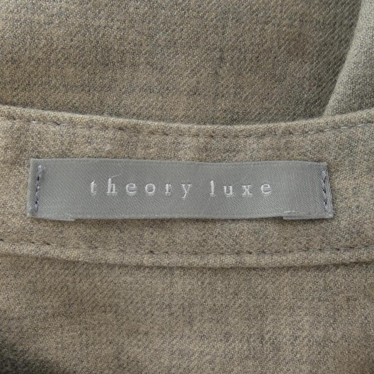 セオリーリュクス Theory luxe トップス