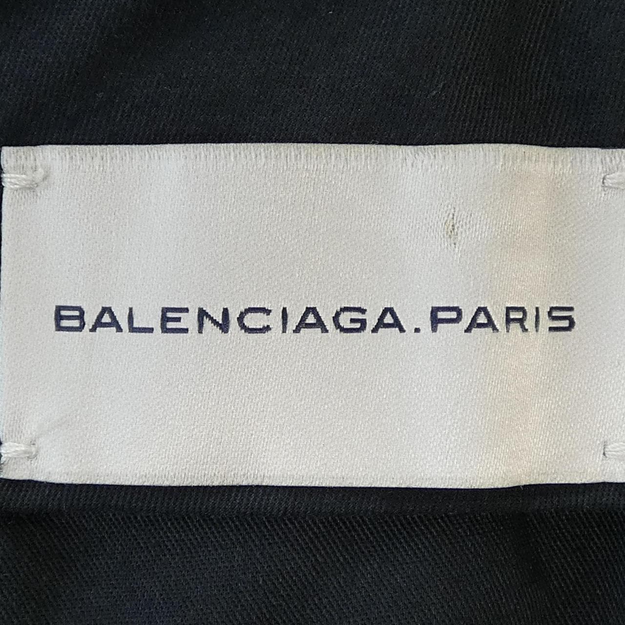 バレンシアガ BALENCIAGA 287275 TAI08 ショートパンツ