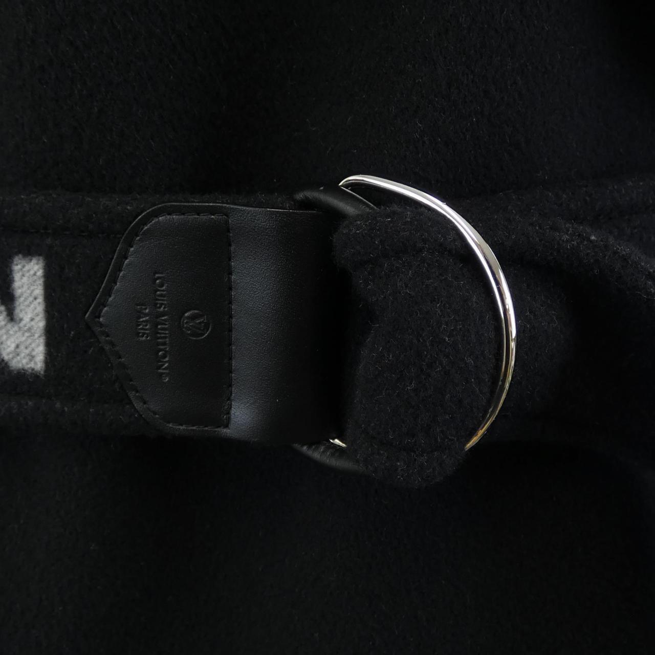 ルイヴィトン LOUIS VUITTON ベルテッドショートラップ FLCO17QWE コート