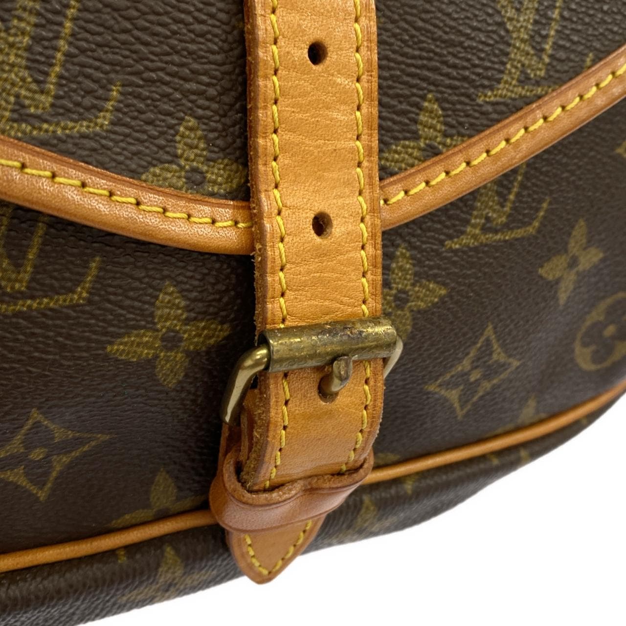 ルイヴィトン モノグラム ソミュール 30cm M42256 ショルダーバッグ