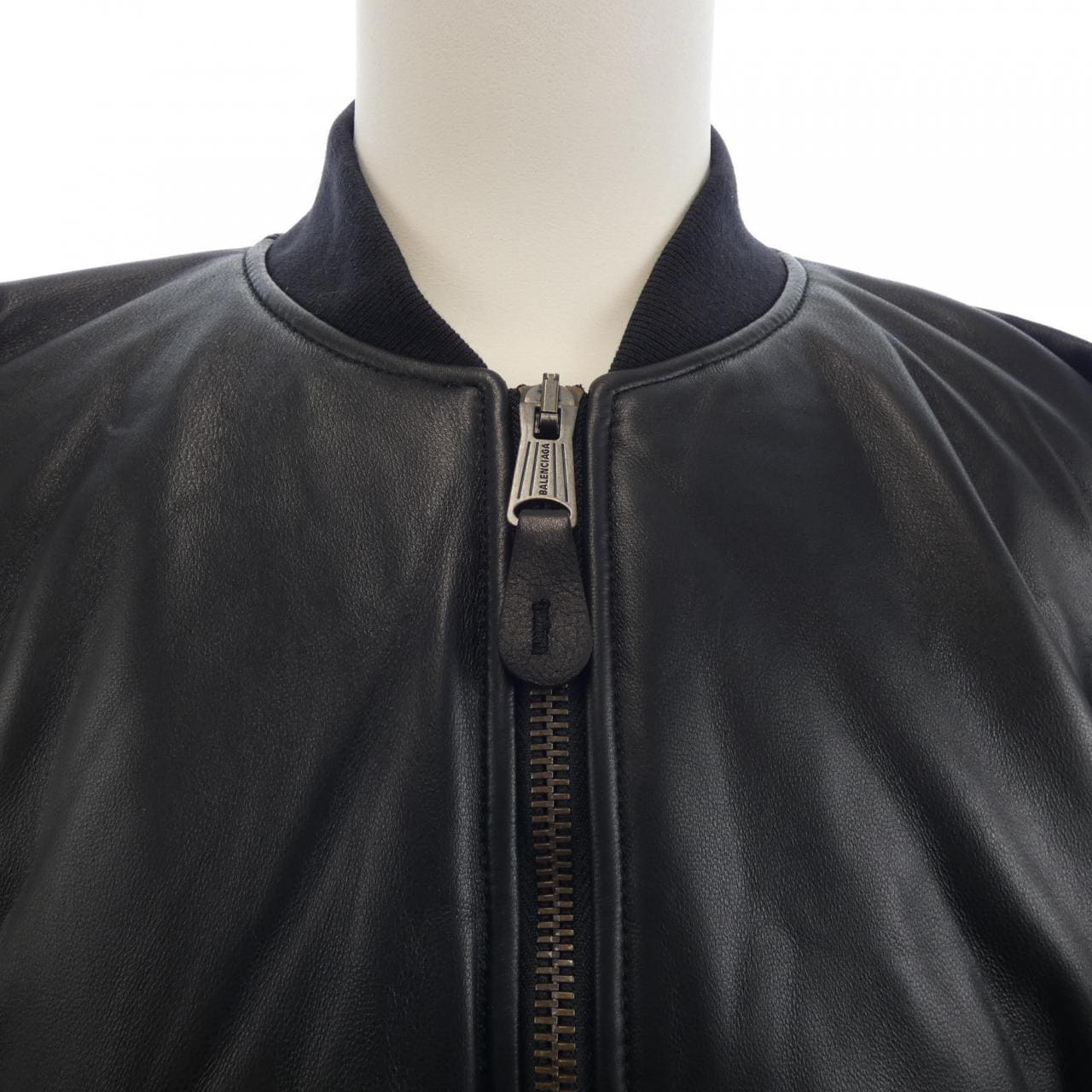 バレンシアガ BALENCIAGA GARDE-ROBE 808911 TMN02 レザージャケット