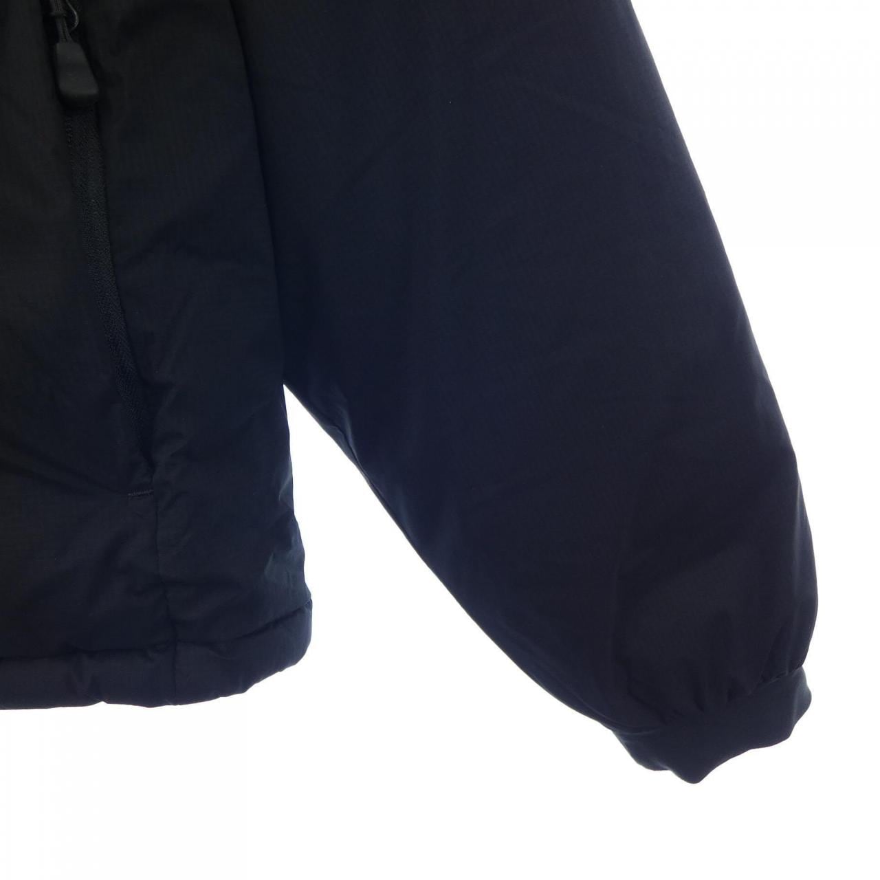 カナダグース CANADA GOOSE ダウンジャケット