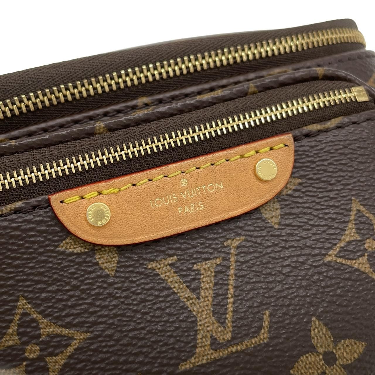 ルイヴィトン モノグラム ミニ バムバッグ M82335 ショルダーバッグ