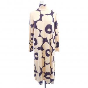 マリメッコ MARIMEKKO 52244-5-93458 カットワンピース