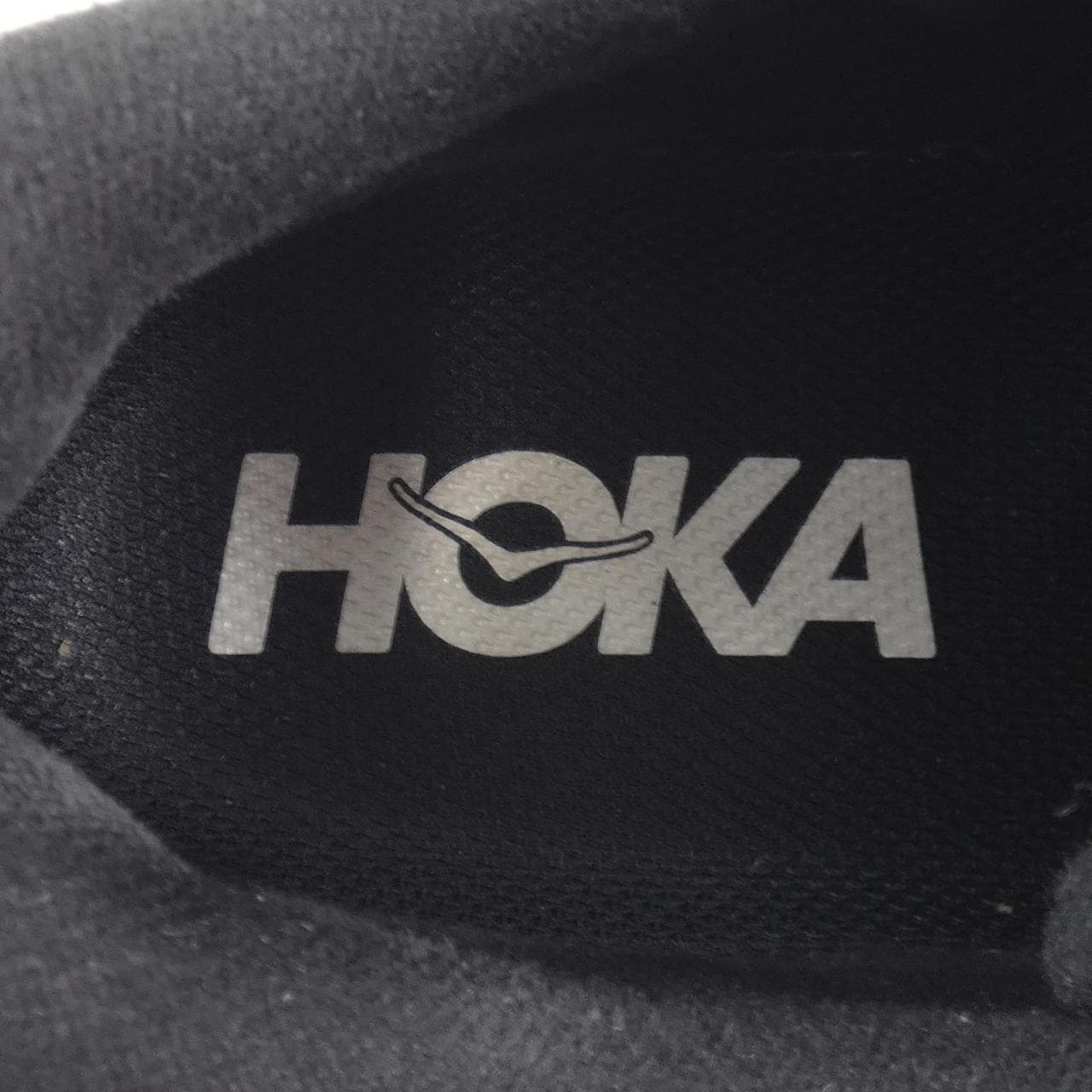 HOKA ONE ONE运动鞋