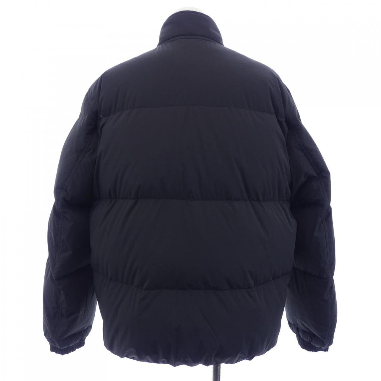 ルイヴィトン LOUIS VUITTON HLB45WAB2 ダウンジャケット