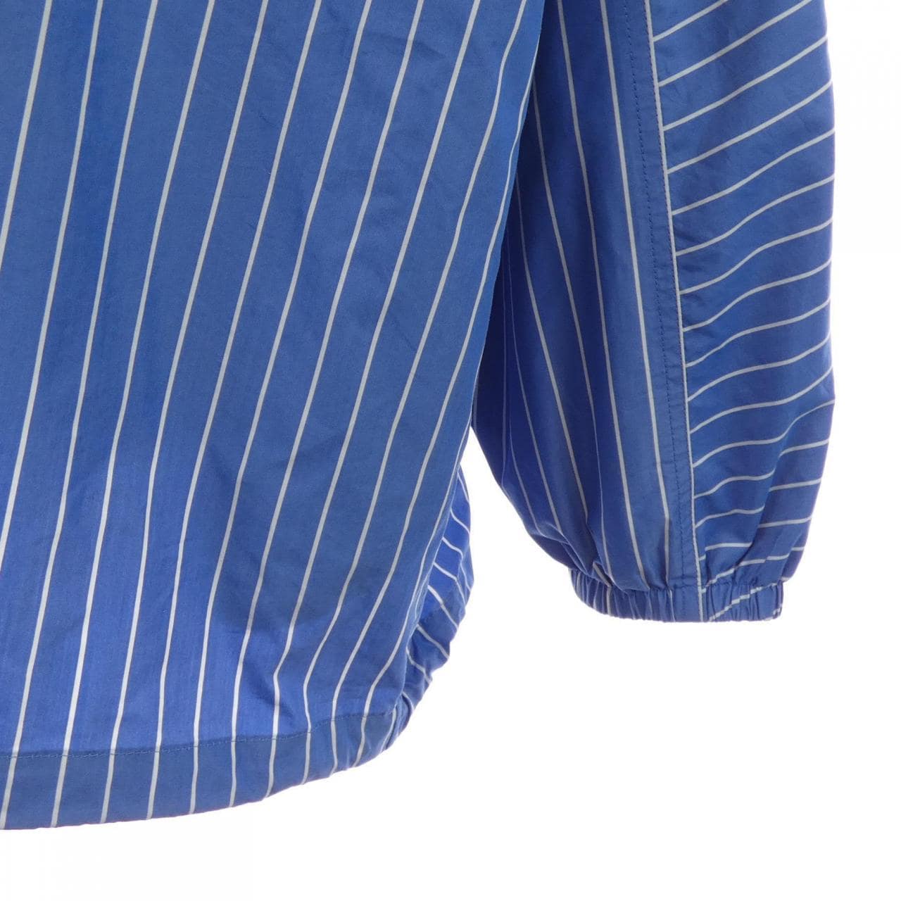 バレンシアガ BALENCIAGA 571434 TGM07 ブルゾン