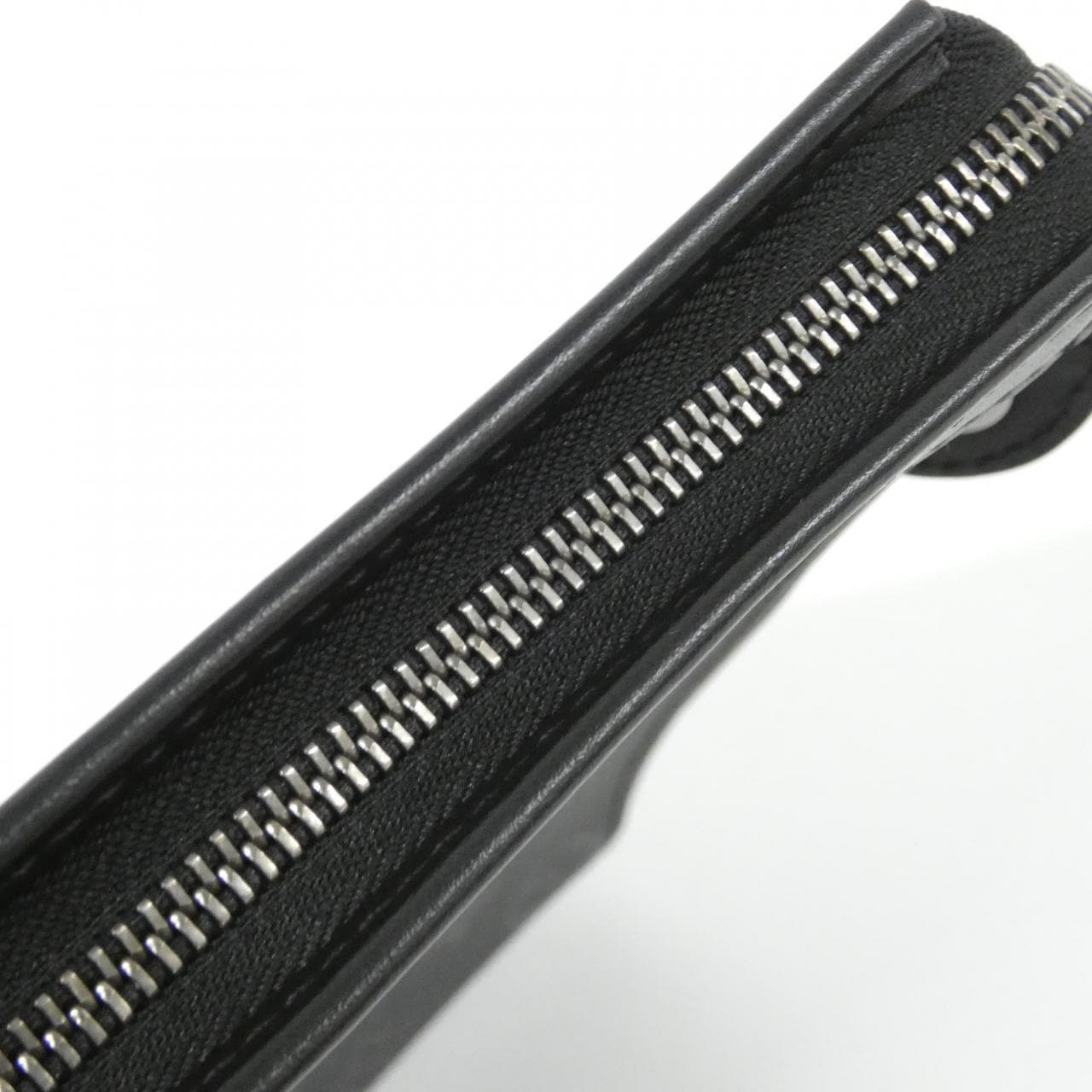 ルイヴィトン モノグラム エクリプス(ホリデイ) ポシェット ヴォワヤージュ MM M80914 バッグ