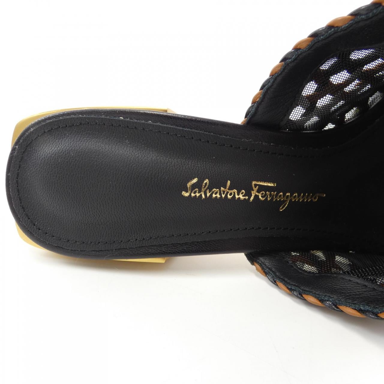 SALVATORE FERRAGAMO SALVATORE FERRAGAMO Sandals