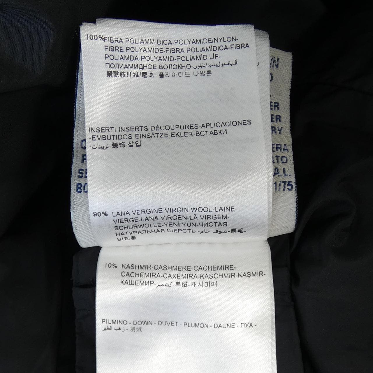 モンクレール MONCLER ダウンジャケット