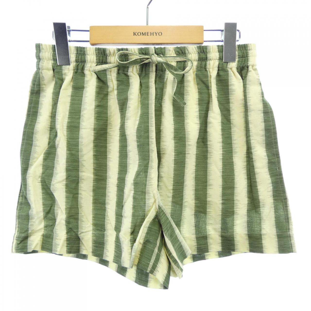 クリスチャンディオール CHRISTIAN DIOR 121P20A7858 ショートパンツ