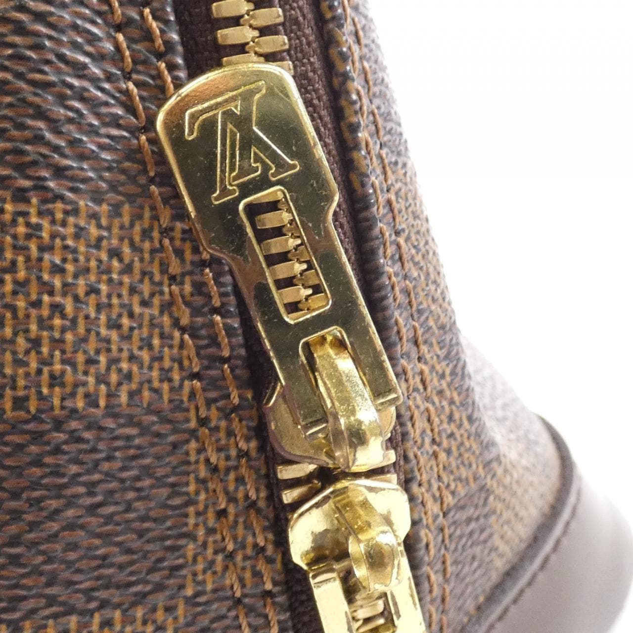 LOUIS VUITTON Damier Alma PM N51131 包
