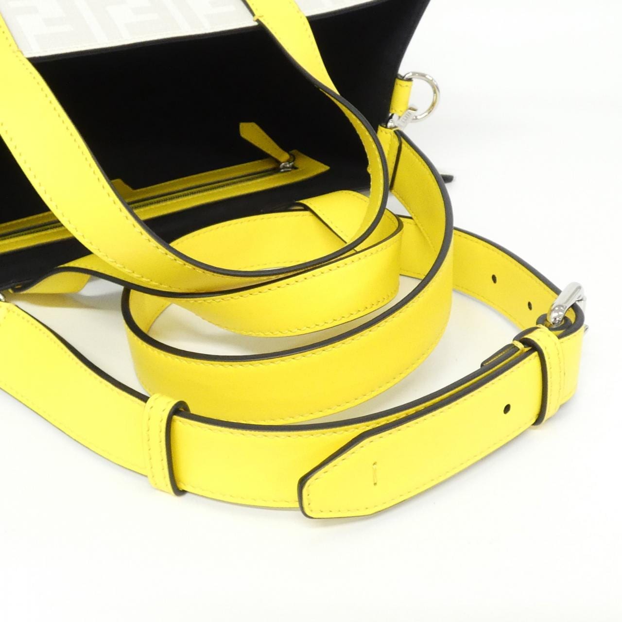 フェンディ SILVIA AND THE BAGUETTE 7VA390 AWXH バッグ