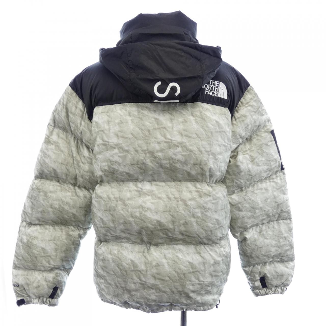 シュプリームザノースフェイス SUPREME×THE NORTH FACE PAPER PRINT NUPTSE J ダウンジャケット