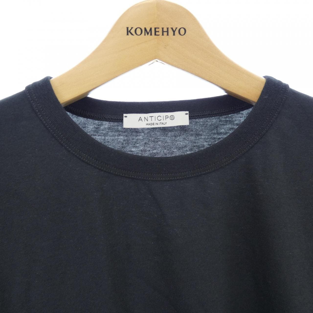 アンティーチポ ANTICIPO Tシャツ