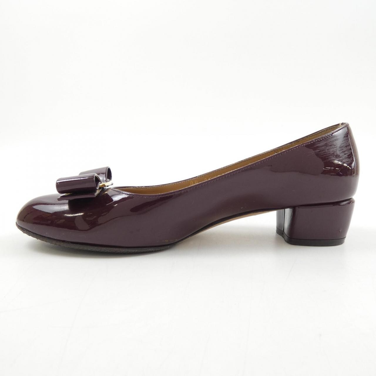 サルヴァトーレフェラガモ SALVATORE FERRAGAMO パンプス