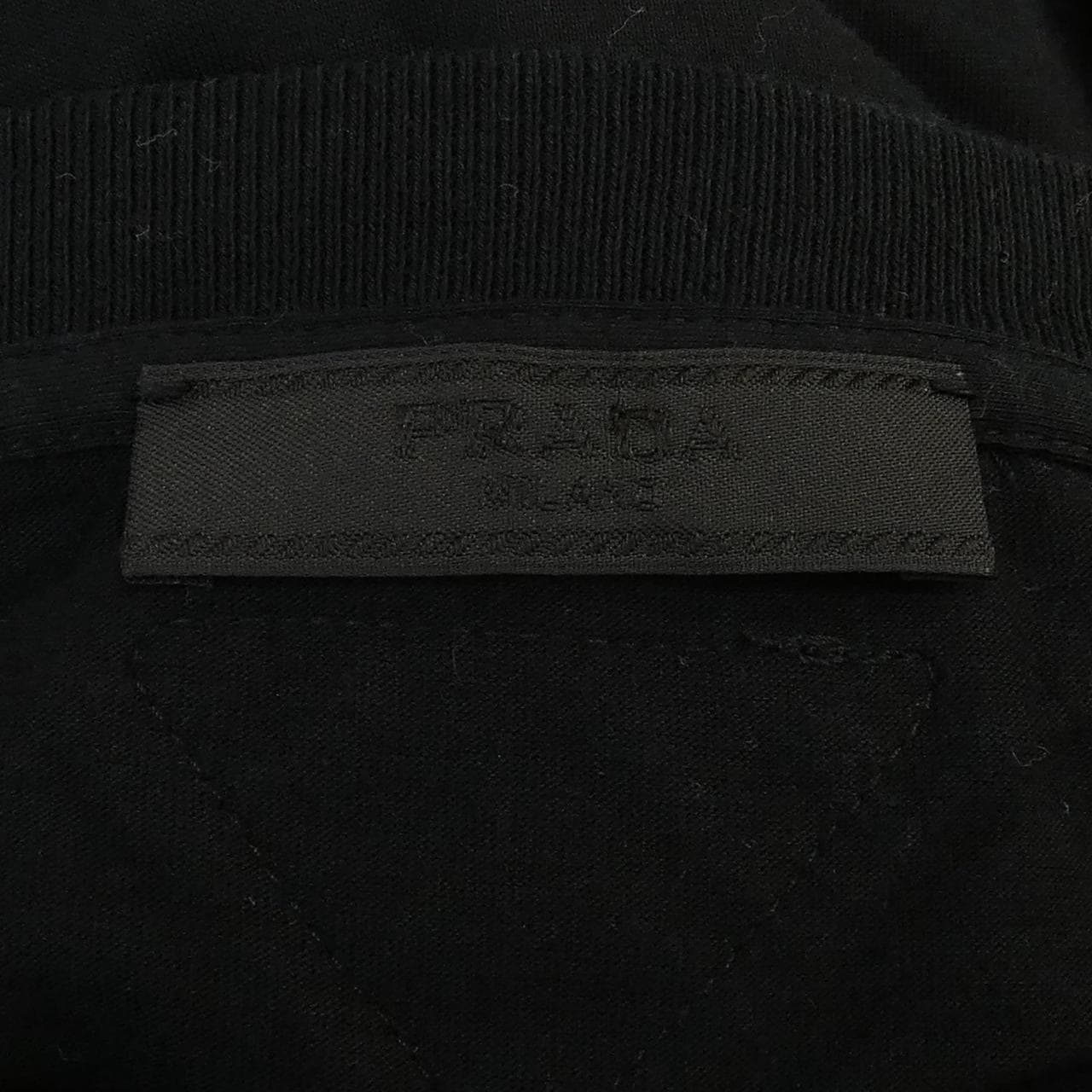プラダ PRADA UJM492 S221 11CD Tシャツ