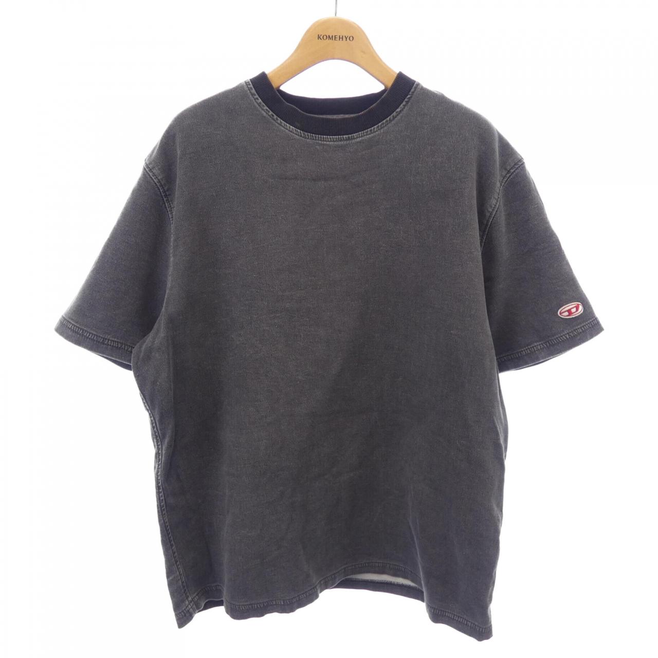 ディーゼル DIESEL Tシャツ