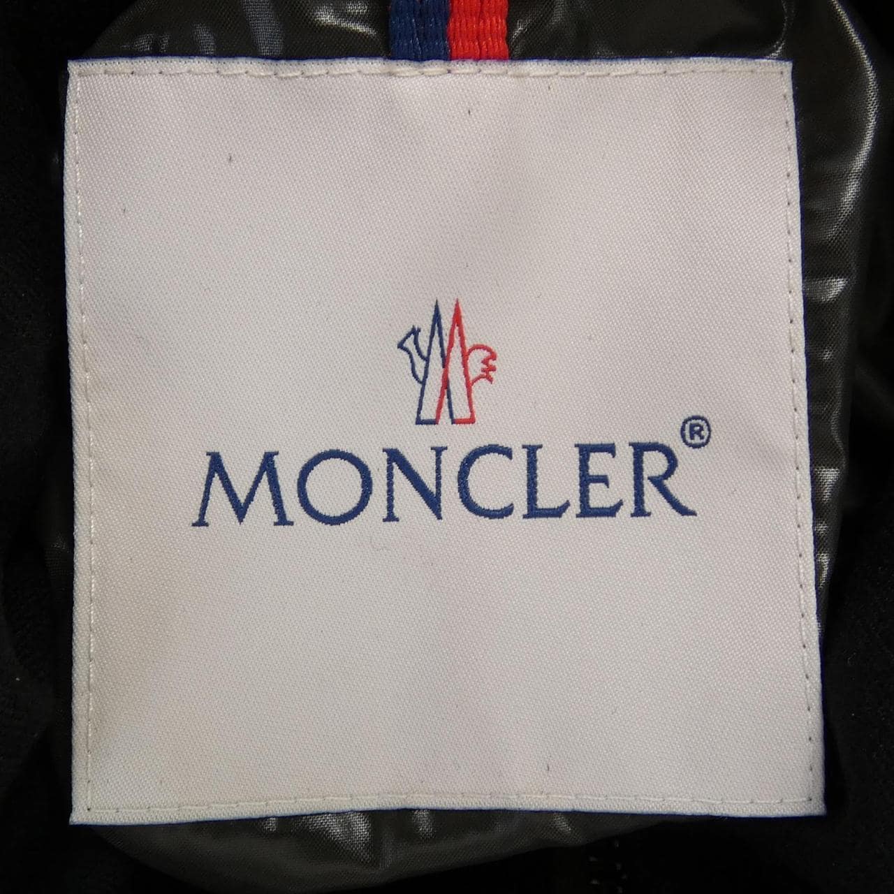 モンクレール MONCLER ダウンジャケット