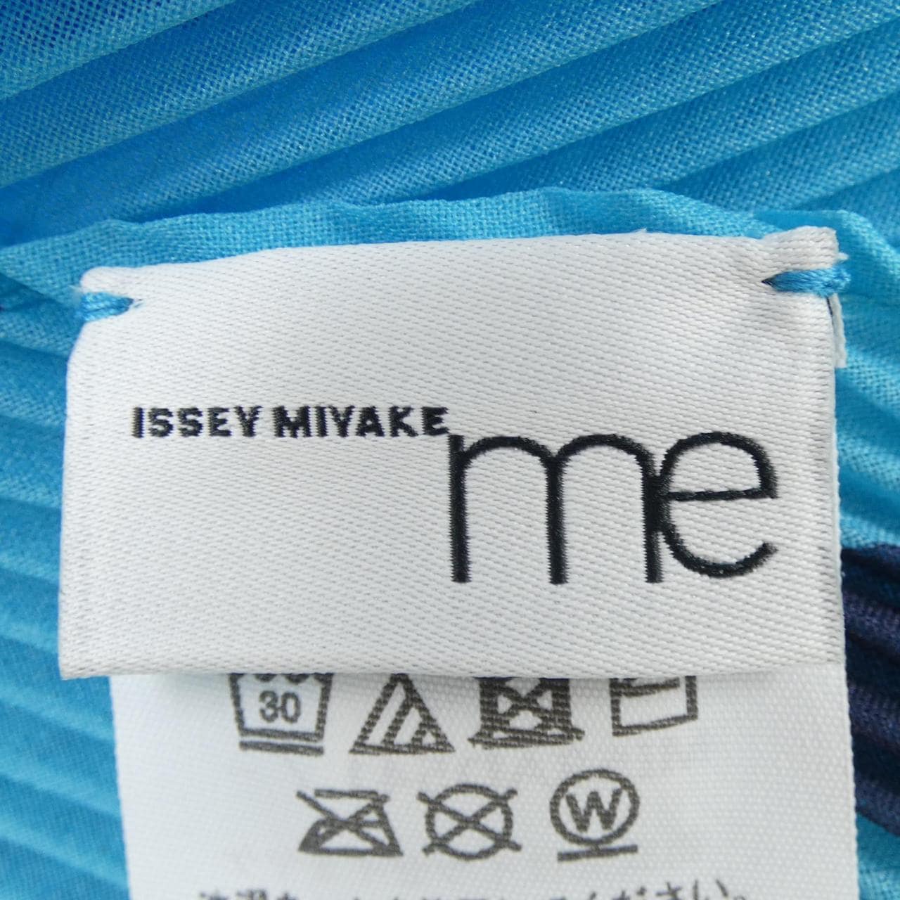 ミーイッセイミヤケ me ISSEY MIYAKE MI53AD541 STOLE