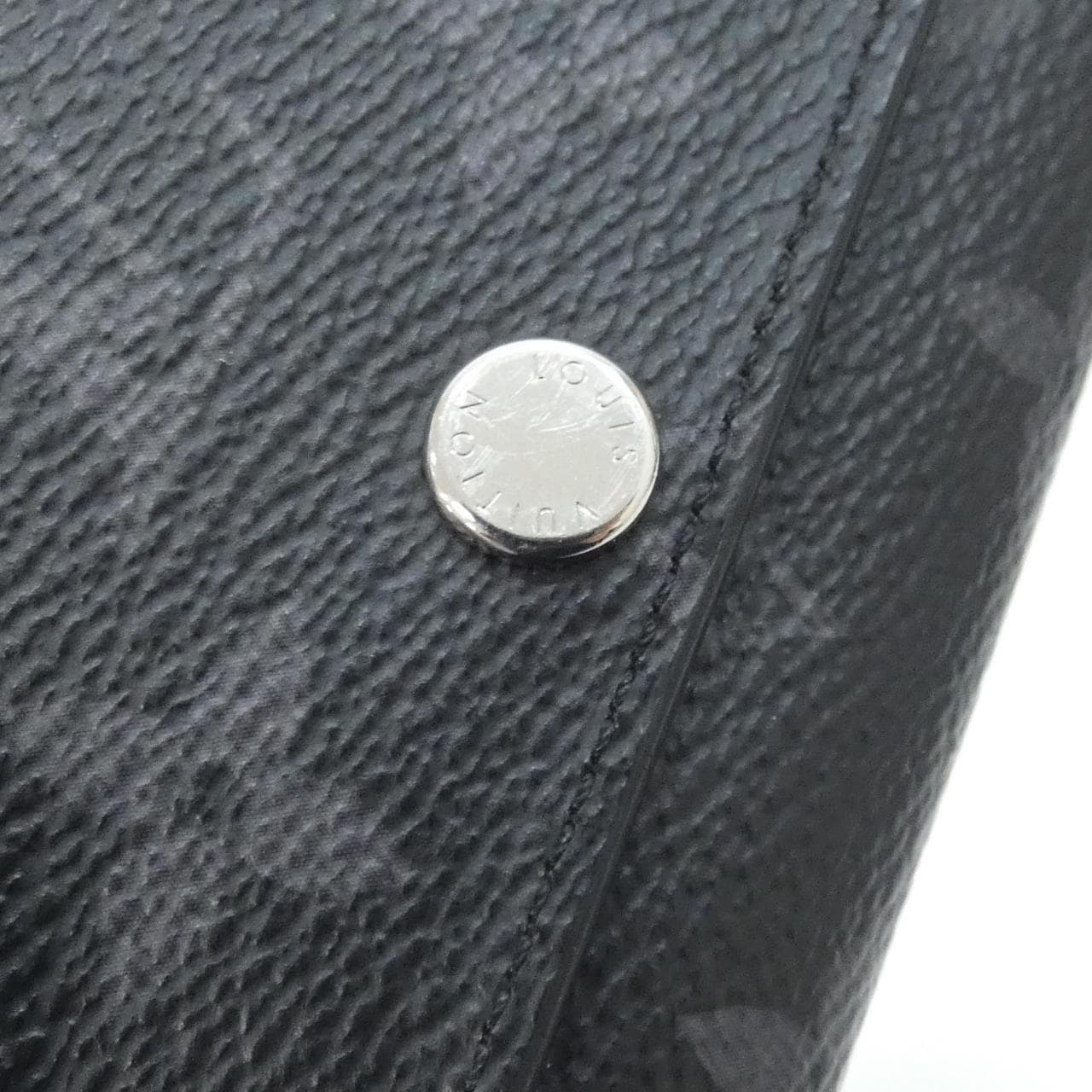 ルイヴィトン モノグラム エクリプス ミュルティクレ M82603 キーケース