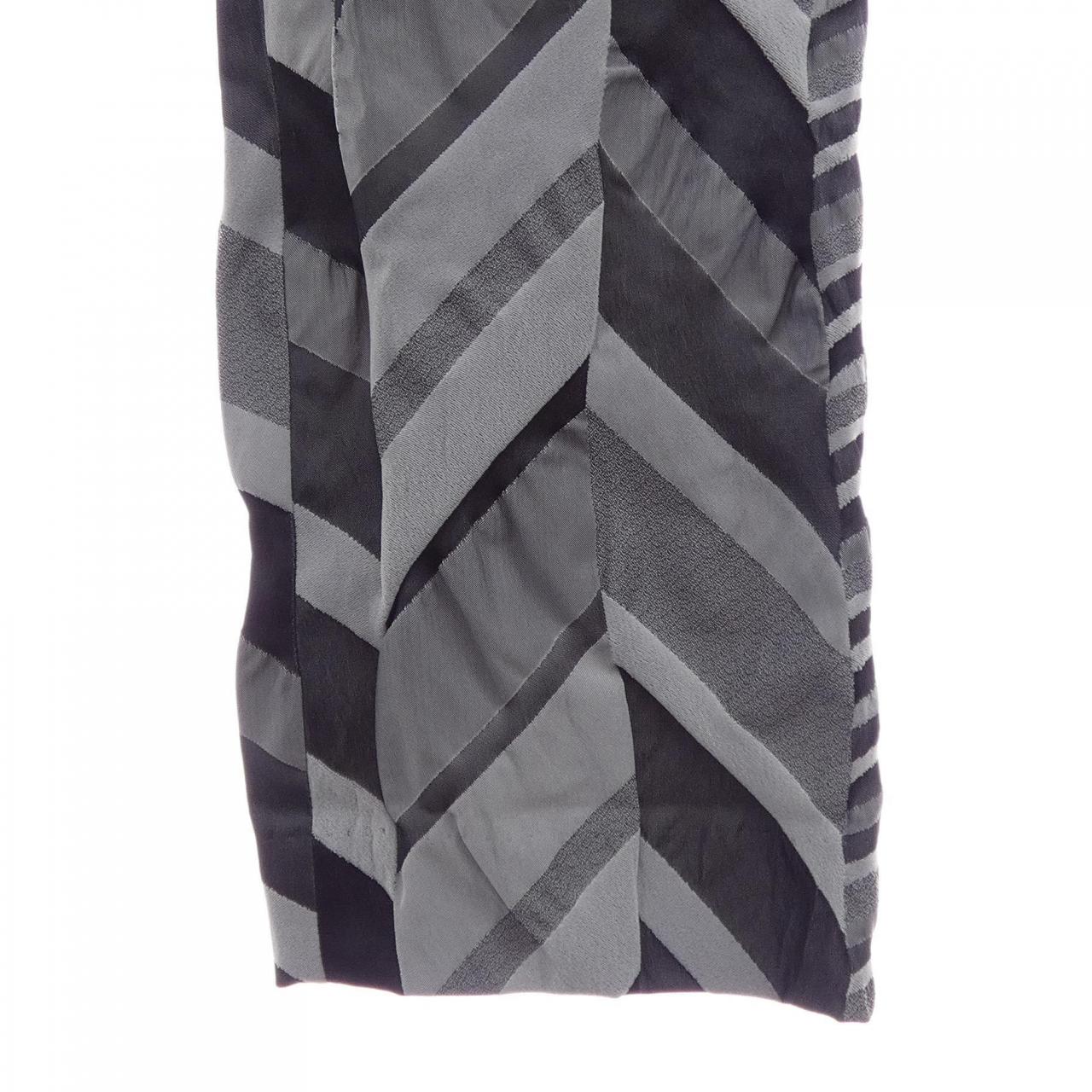 イッセイミヤケ ISSEY MIYAKE IM43FF016 パンツ