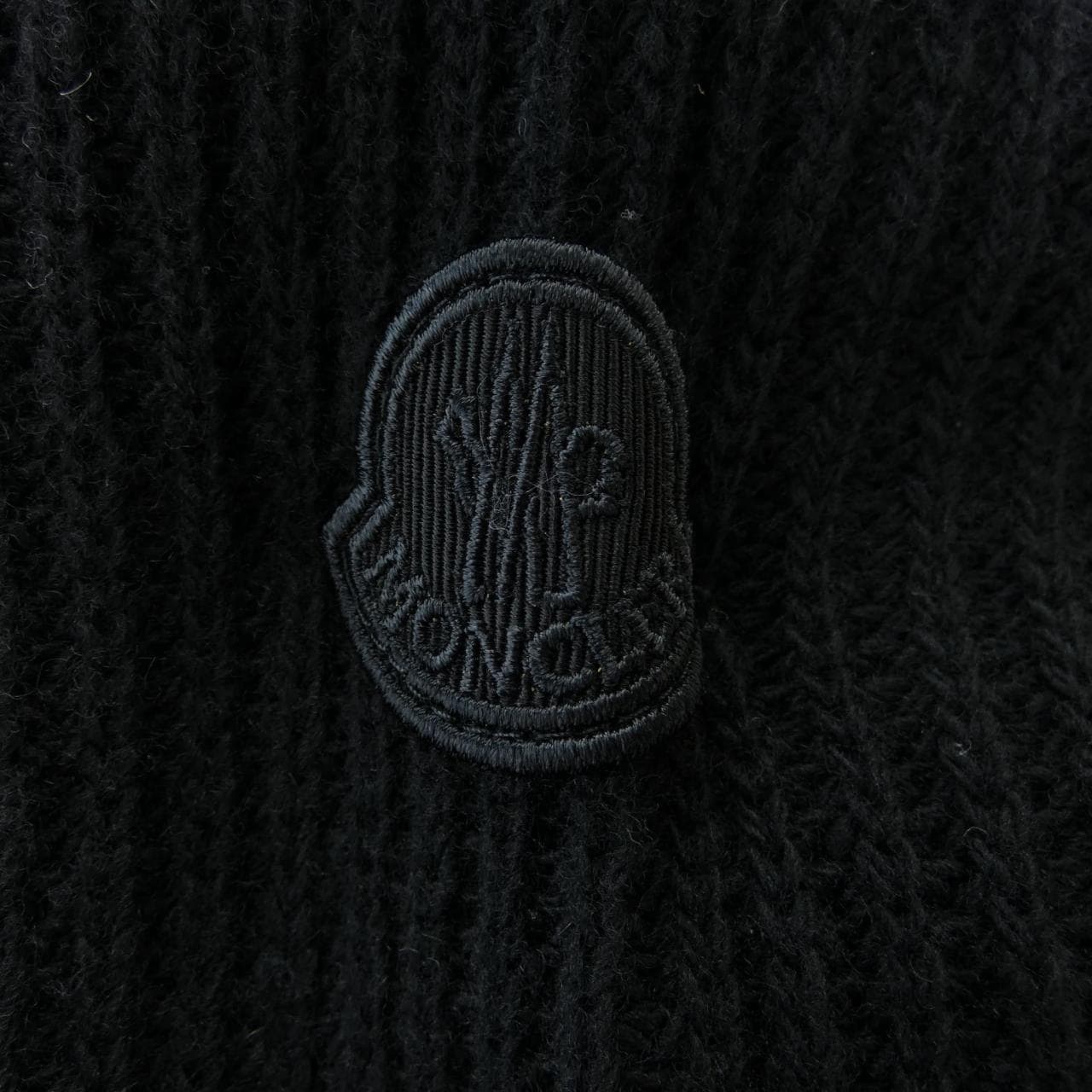 モンクレール MONCLER 20939D00001 M1115 ニット