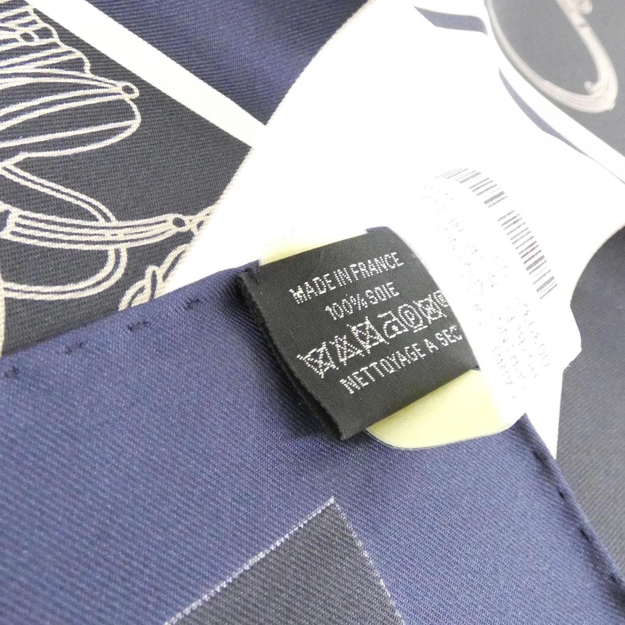 [未使用品] HERMES SPRINGS Carré 003932S 圍巾