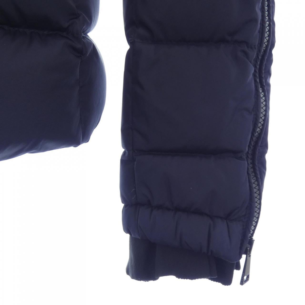 モンクレール MONCLER BETULA ダウンジャケット