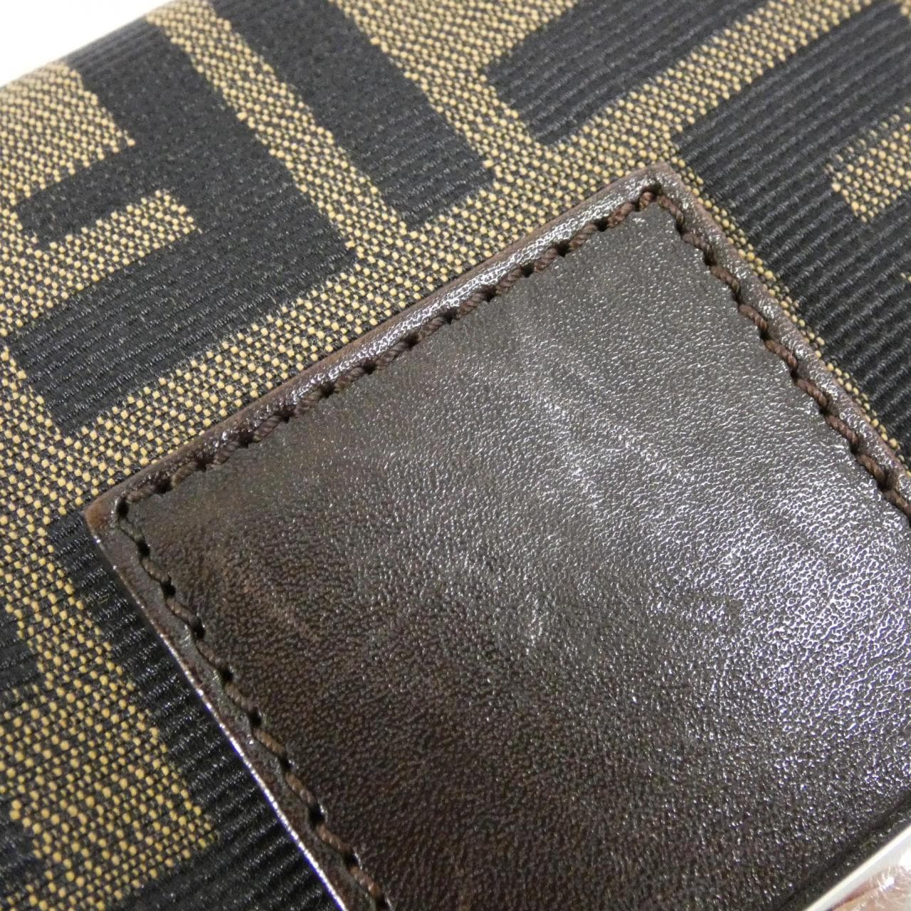 【ヴィンテージ】フェンディ バゲット 26424 ショルダーバッグ