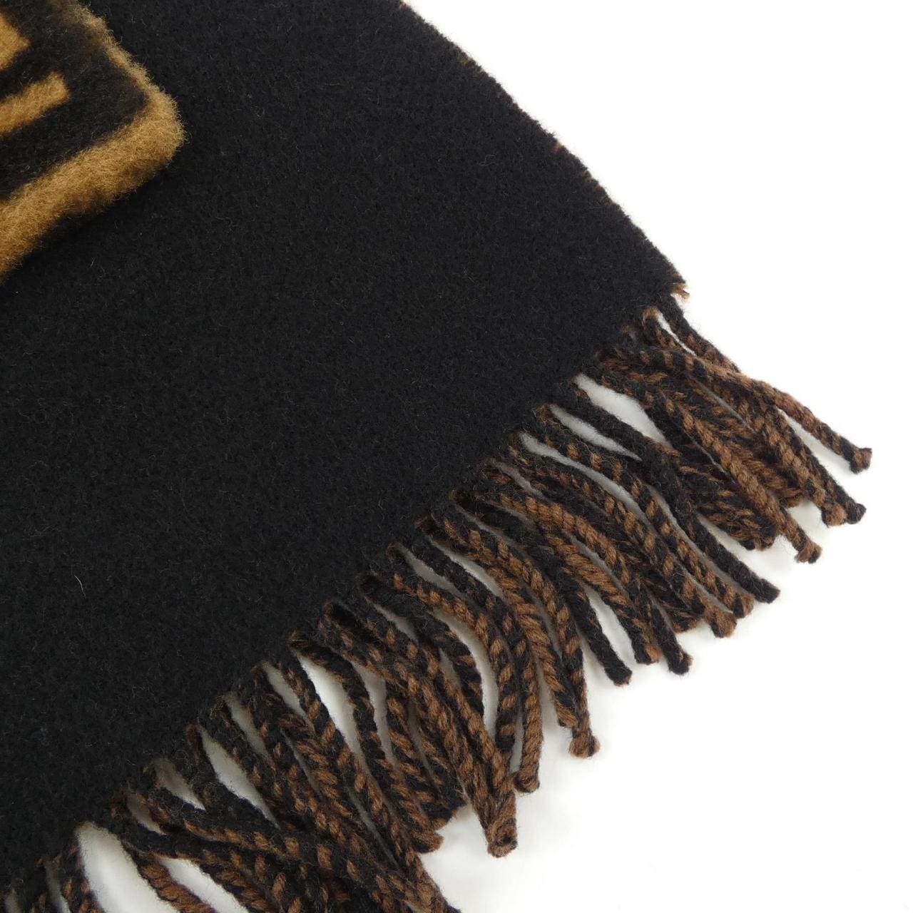フェンディ FENDI FFプリントシアリングアップリケ FXT252 A20H MUFFLER