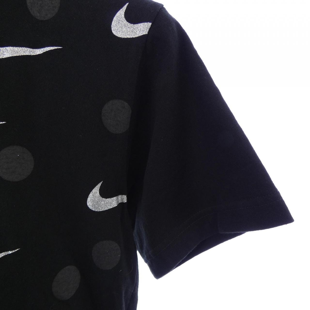 ブラックコムデギャルソン BLACK COMME des GARCONS NIKE 1O-T102 Tシャツ
