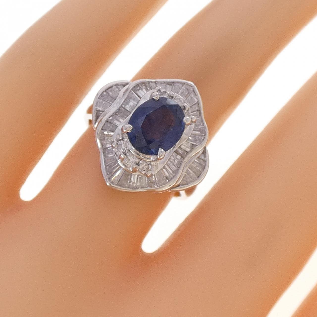 PT900 サファイヤ リング 1.60CT