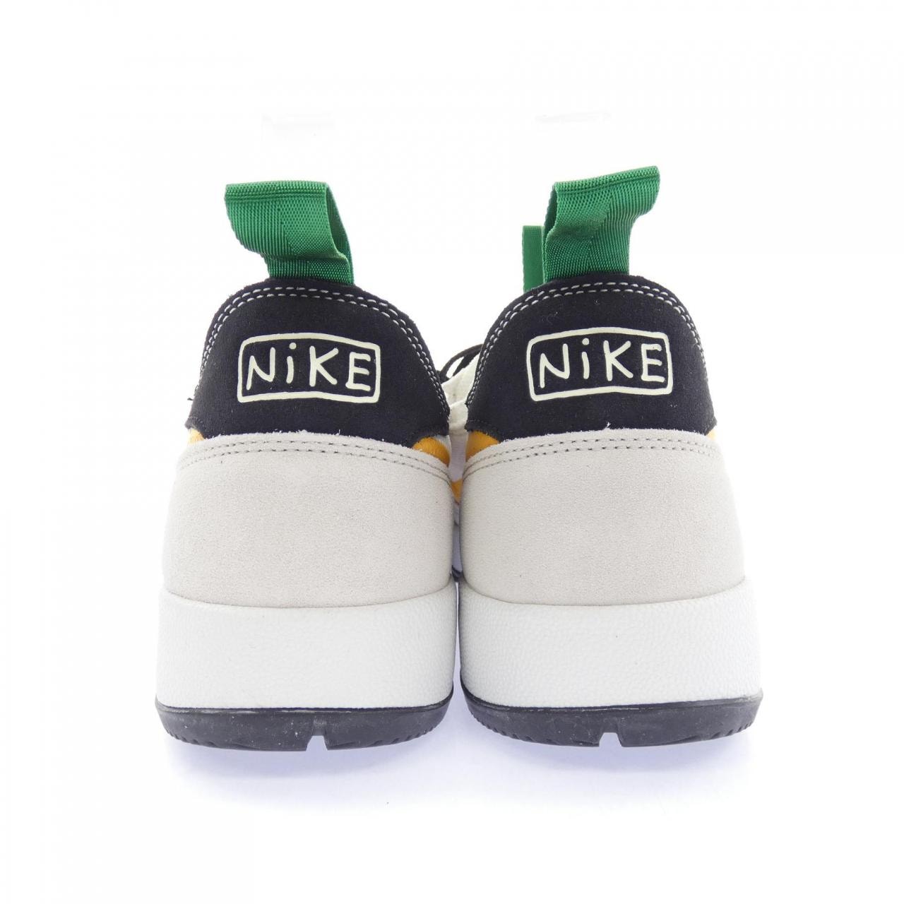 ナイキ NIKE DA6672-100 スニーカー