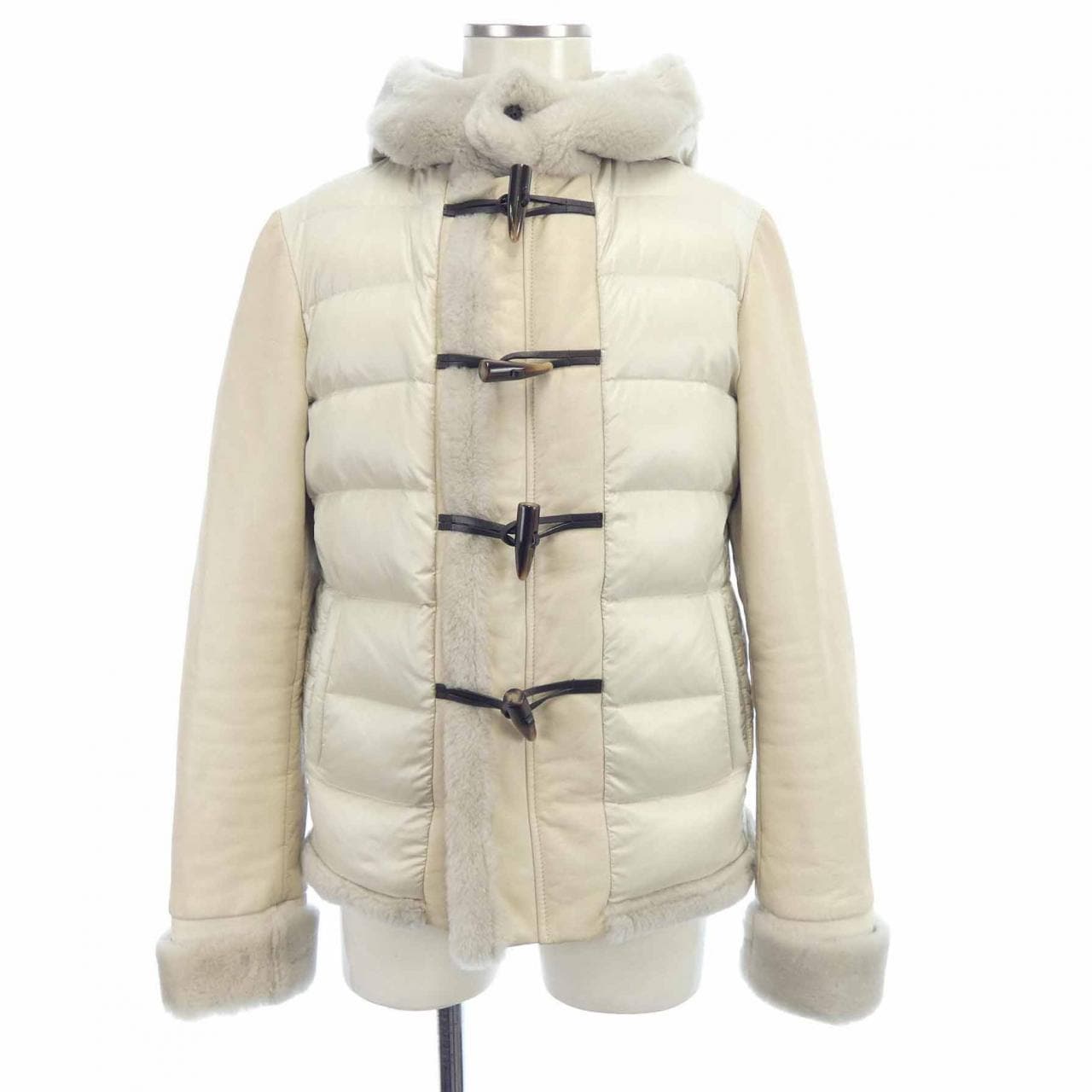 エンメティ EMMETI ダウンジャケット