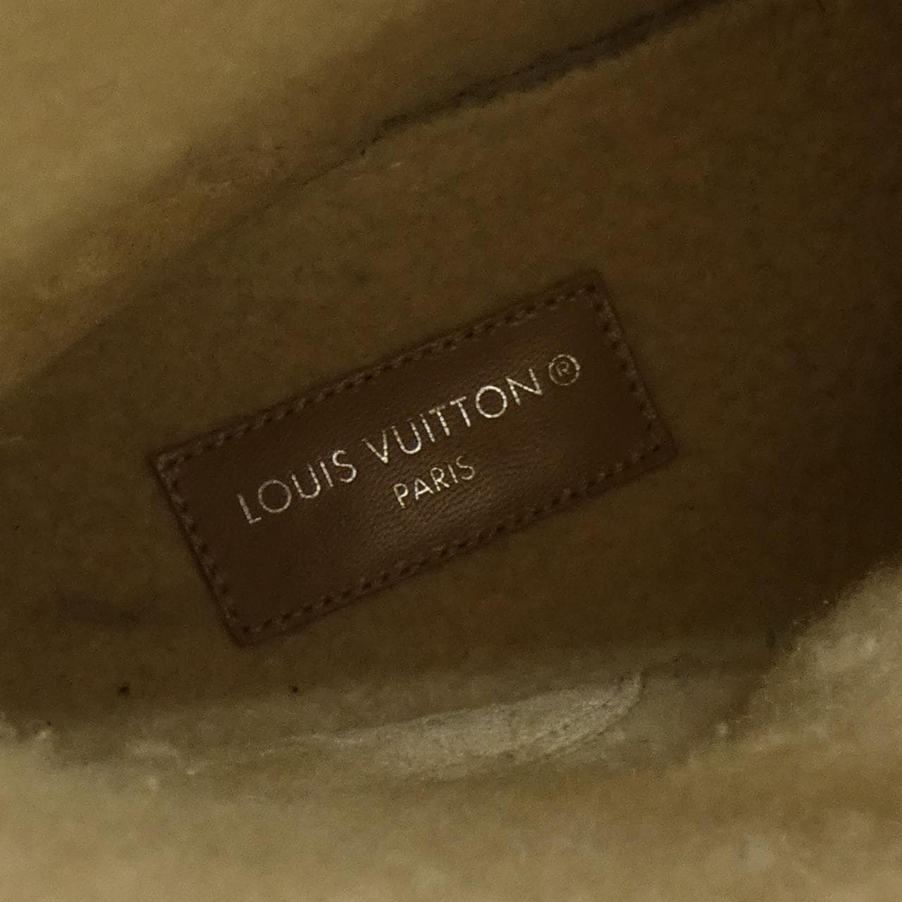 ルイヴィトン LOUIS VUITTON ロゴ スエード スノードロップライン ブーツ