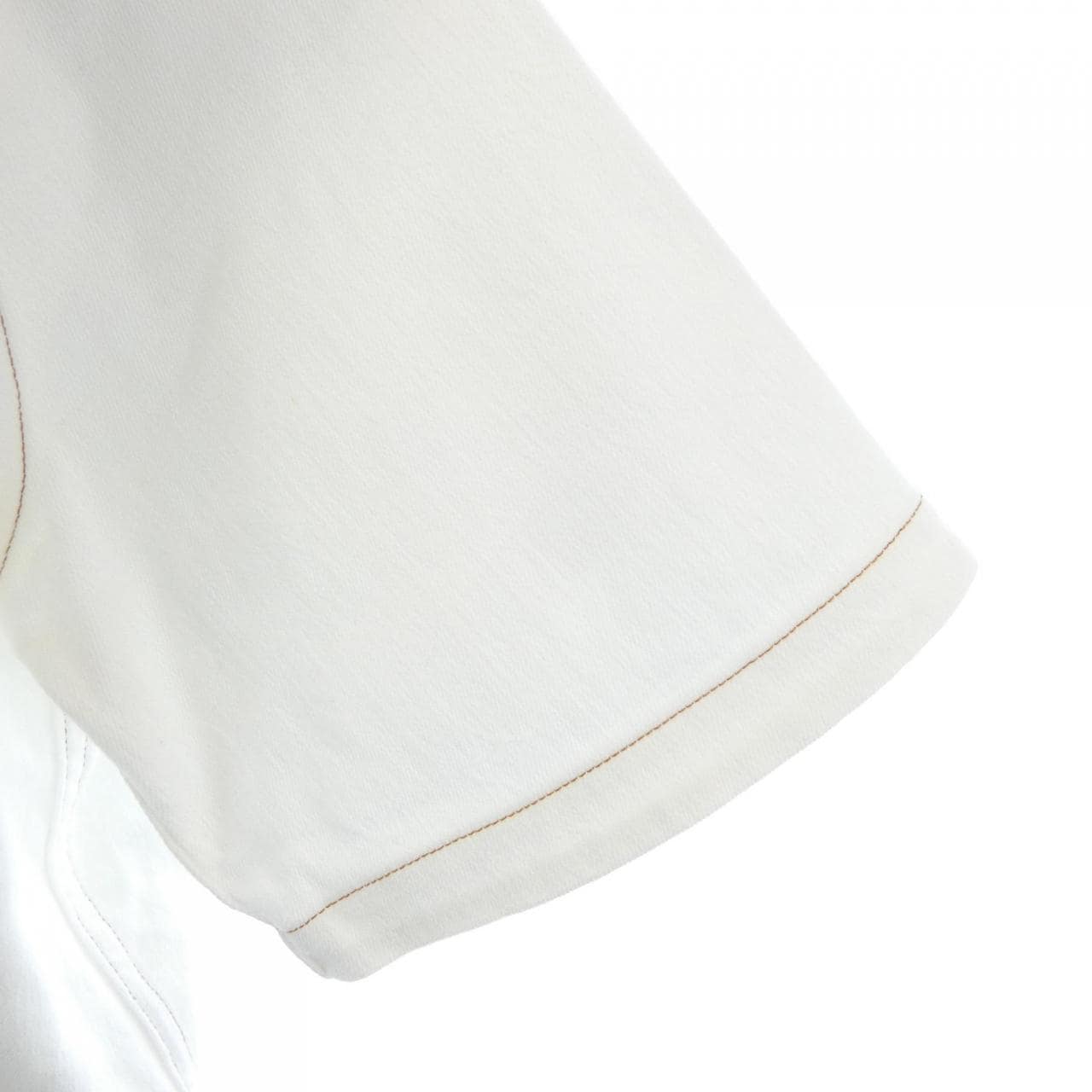 ルイヴィトン LOUIS VUITTON エンボスモノグラムベースボール HMS45WE53 S/Sシャツ