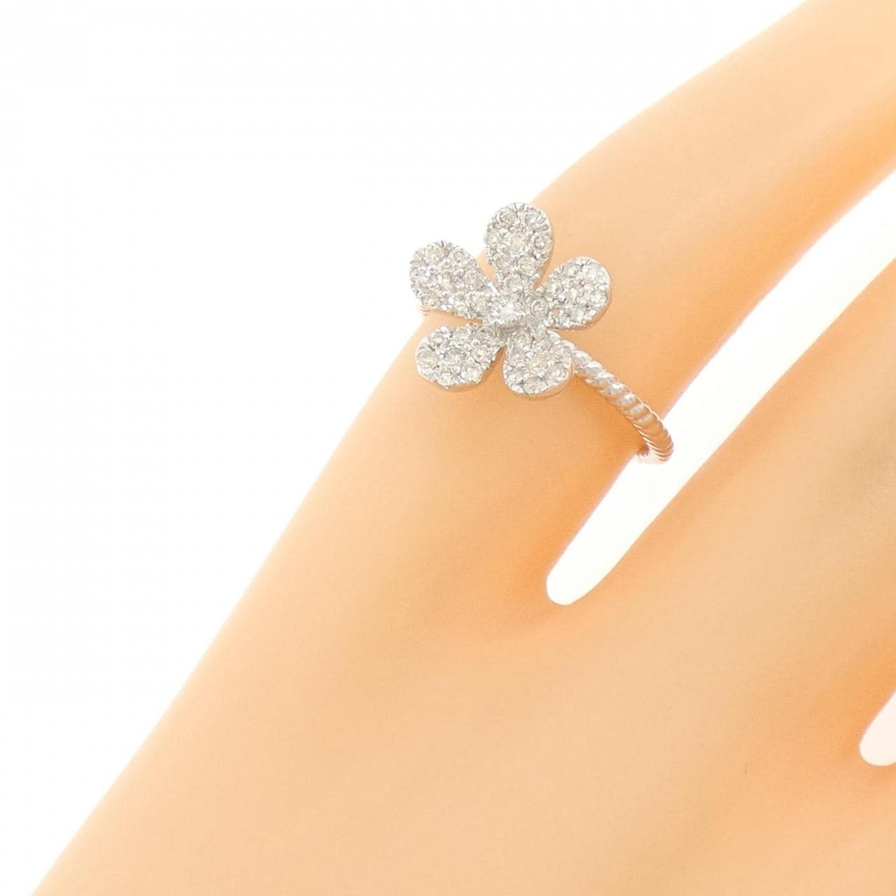 K18WG フラワー ダイヤモンド ピンキーリング 0.25CT